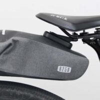 OsmaR250 防水サドルバッグスモール ブラック/グレー